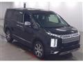 2022 Mitsubishi Delica D5
