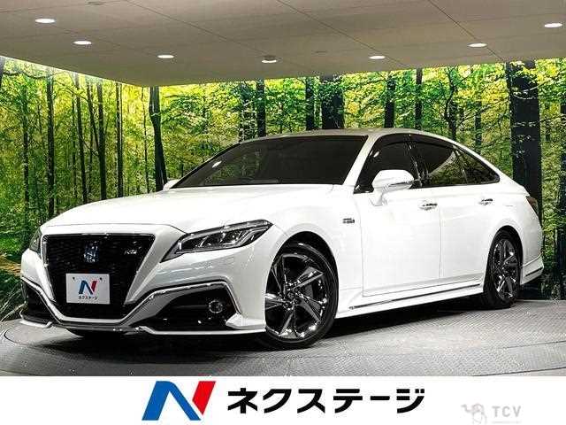 2018 Toyota Crown Hybrid