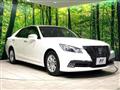 2013 Toyota Crown Hybrid