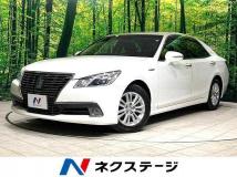 2013 Toyota Crown Hybrid