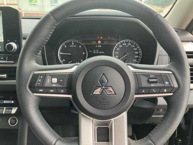 Mitsubishi Triton 2024 — фото 11 купить в Москве