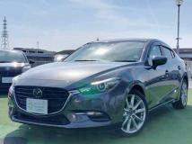2018 Mazda Axela