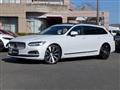 2025 Volvo V90