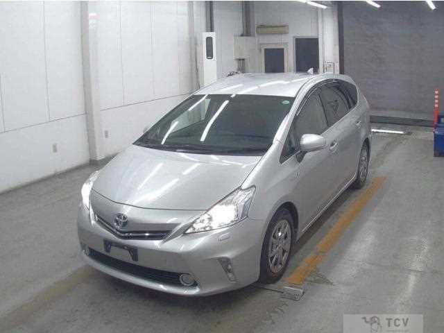 2013 Toyota PRIUS α