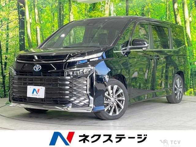 2022 Toyota Voxy