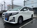 2015 Toyota Alphard Hybrid