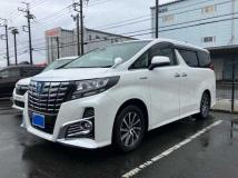2015 Toyota Alphard Hybrid