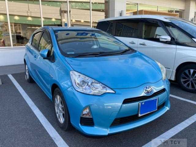 2013 Toyota AQUA