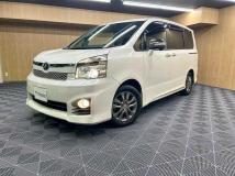 2013 Toyota Voxy