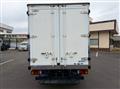 2012 Isuzu Elf Truck