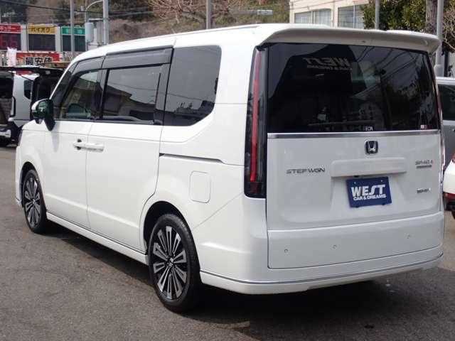 Honda Step WGN 2025 — фото 3 купить в Москве