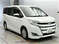 2017 Toyota Noah