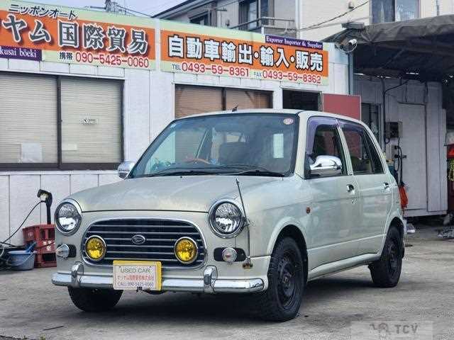 2004 Daihatsu Miragino