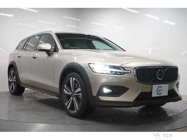 2023 Volvo V60