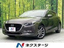 2016 Mazda Axela