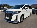 2022 Toyota Alphard Hybrid