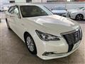 2016 Toyota Crown Hybrid