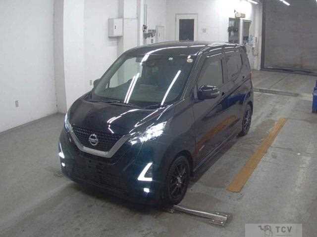 2021 Nissan Nissan Others