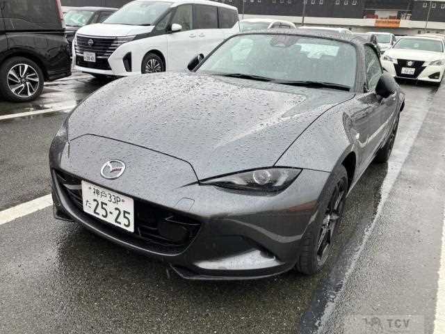 2025 Mazda Roadster