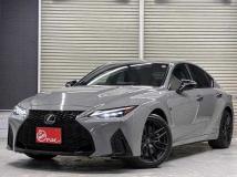2022 Lexus IS
