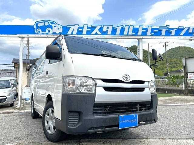 2014 Toyota Regiusace Van