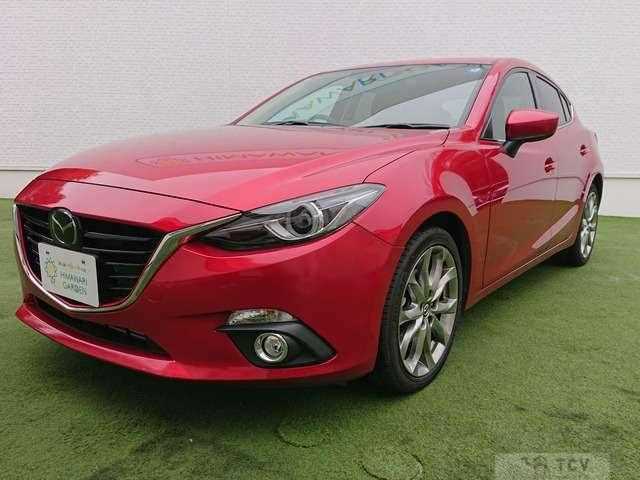 2016 Mazda Axela