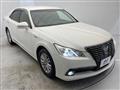 2013 Toyota Crown Hybrid