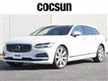 2017 Volvo V90