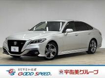 2018 Toyota Crown Hybrid