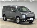 2019 Mitsubishi Delica D5