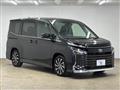 2022 Toyota Voxy