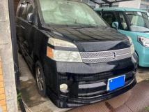 2006 Toyota Voxy