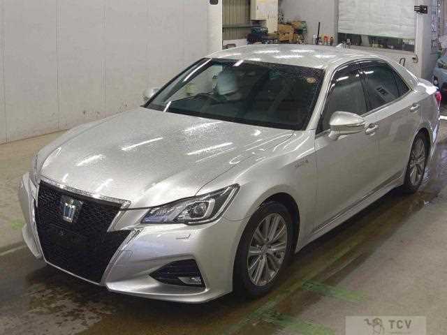 2017 Toyota Crown Hybrid