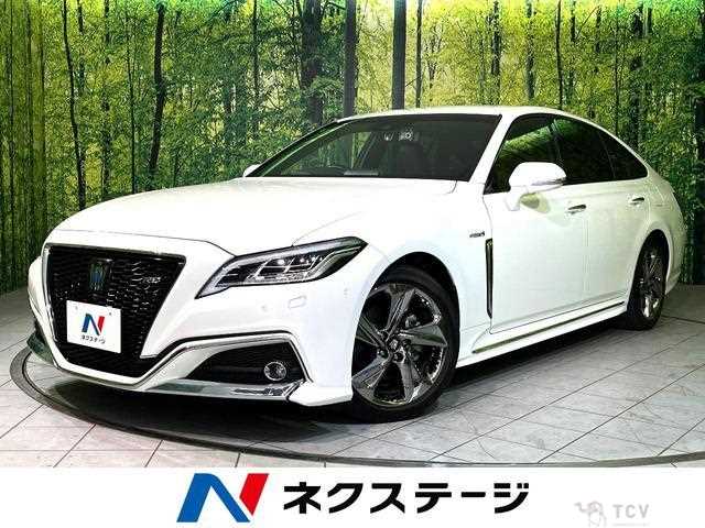 2019 Toyota Crown Hybrid