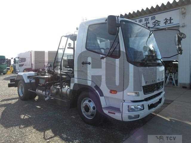 2025 Mitsubishi Fuso Fighter