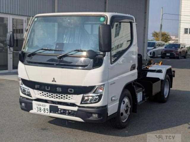 2025 Mitsubishi Fuso Canter