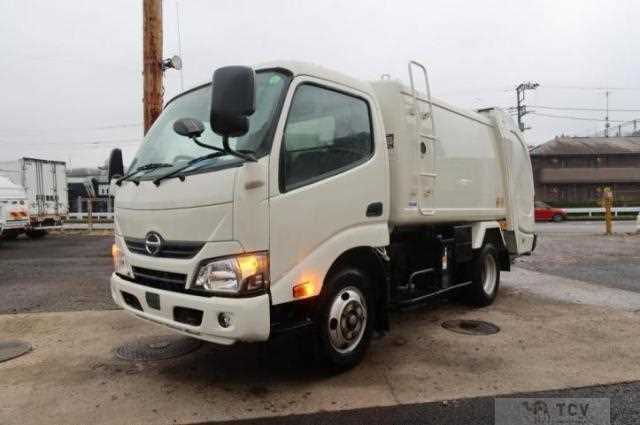 2017 Hino Dutro