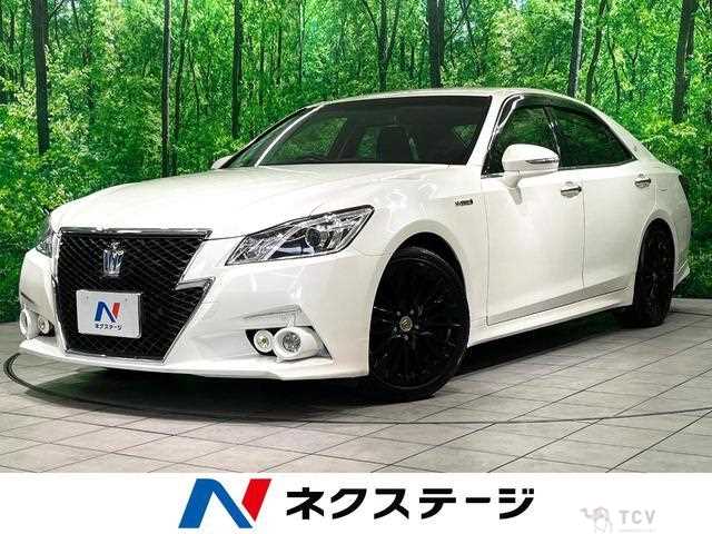 2015 Toyota Crown Hybrid