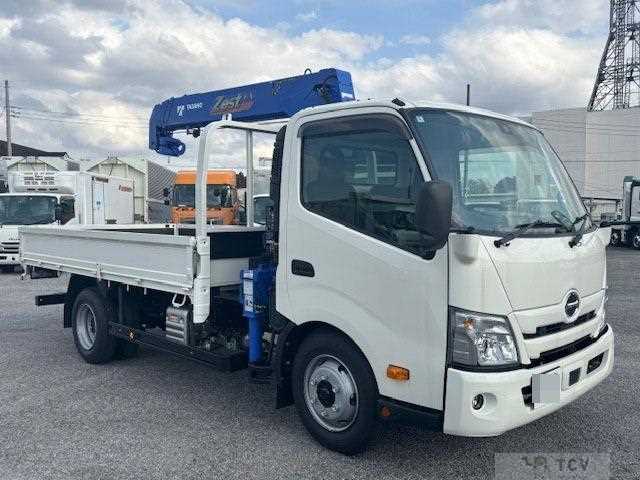 2025 Hino Dutro