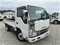 2020 Isuzu Elf Truck