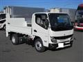2025 Mitsubishi Fuso Canter