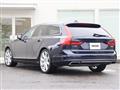 2017 Volvo V90