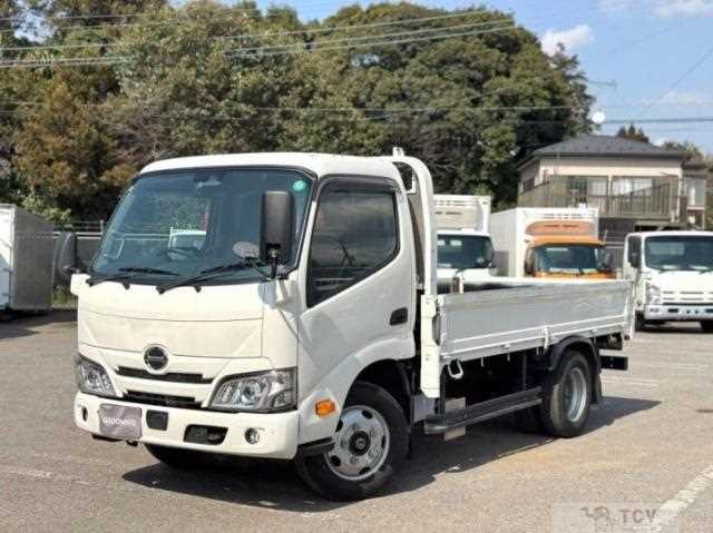 2021 Hino Dutro