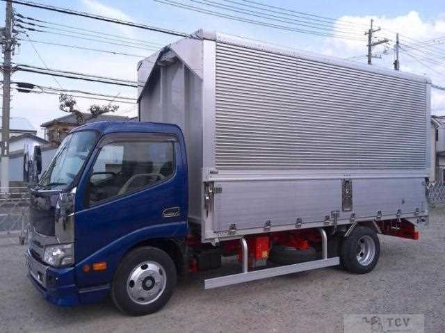 2023 Hino Dutro