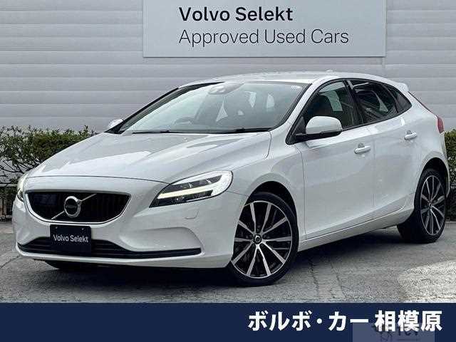2018 Volvo V40