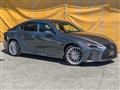 2021 Lexus IS