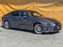 2021 Lexus IS