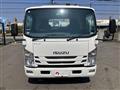 2016 Isuzu Elf Truck
