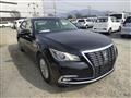 2017 Toyota Crown Hybrid