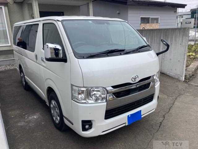 2022 Toyota Hiace Van